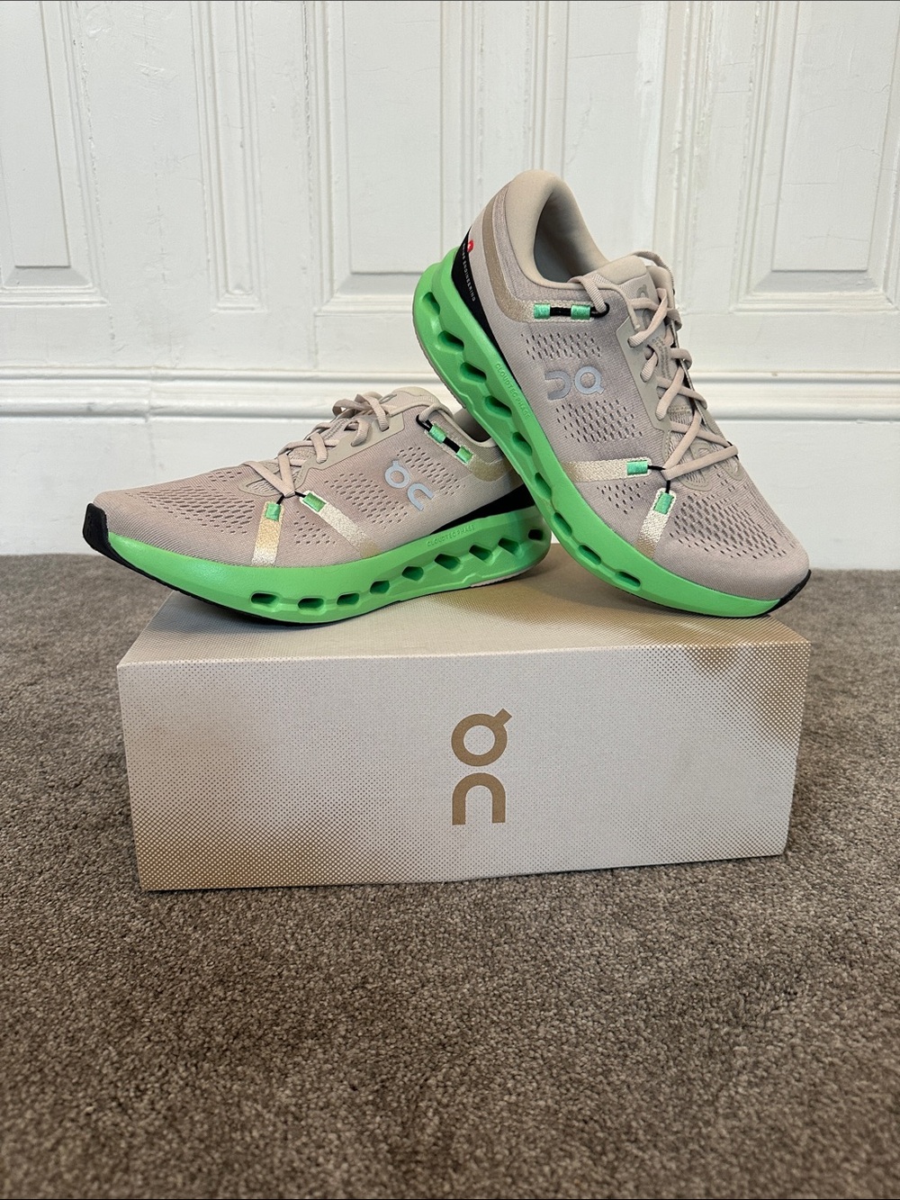 On Running Cloudsufer 2  men’s size 10